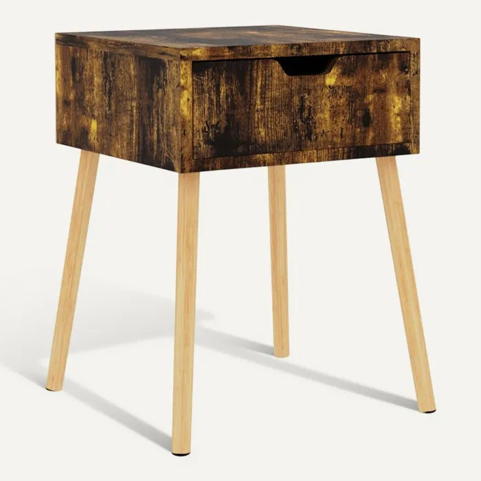 **Technische titel in het Nederlands: Opelike houten nachtkast met lade en houten poten**